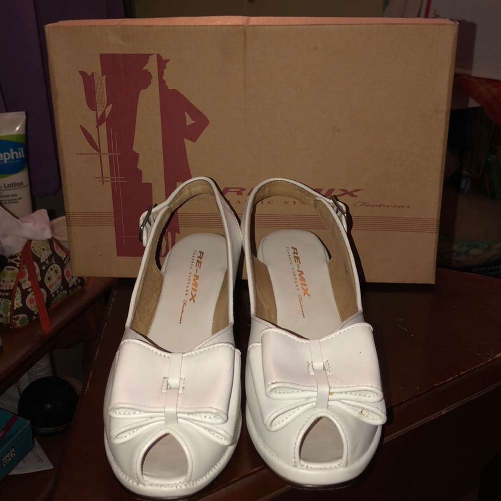 Re-mix vintage shoes